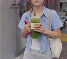 【素人挖掘机】开发逛街小姐姐-小白鞋黑船袜气味辱 bf43778