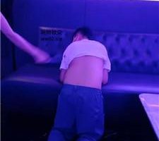 【梓晨大大】KTV捆绑暴力虐打抖M奶狗 bf44794