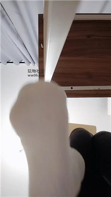 【上海汤圆】红灯白棉袜    250131-22