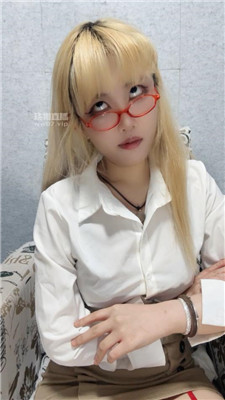 【帝如烟】麻辣教师盯    250528-7