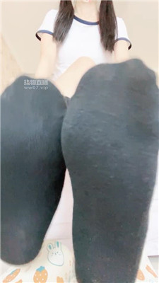 【子衿】运动学妹酸臭棉袜爆吸    250529-38