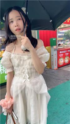 【刘二狗】开发素人-抽耳光踩踏 JS250610-31