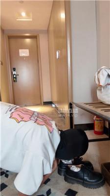 【米琦】品尝前女友的白袜 bf57688