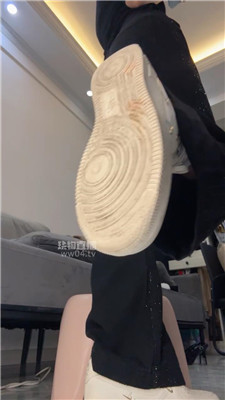 【酒鸽】白袜空军裸足    251103-8