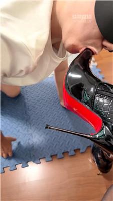 【爱丽丝】反绑长靴踢踹-脚插嘴 JS251120-15