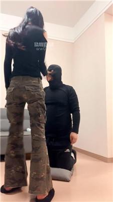 【涵涵】连环抽耳光-香水控制 bf59313